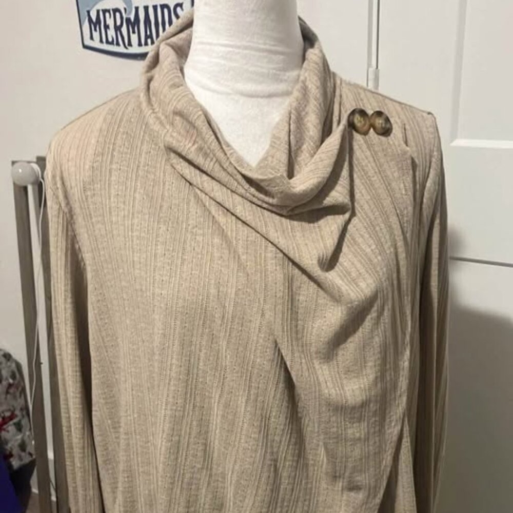 Maurices Ladies white brown long sleeve top size large